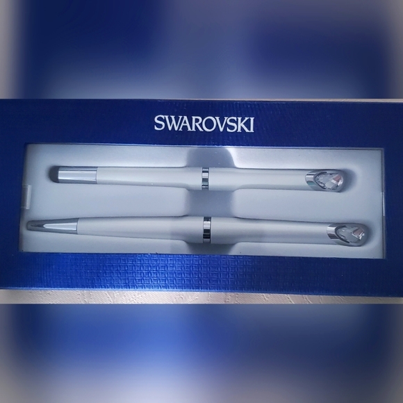 SWAROVSKI PEN AND PENCIL SET GREAT GIFT!
